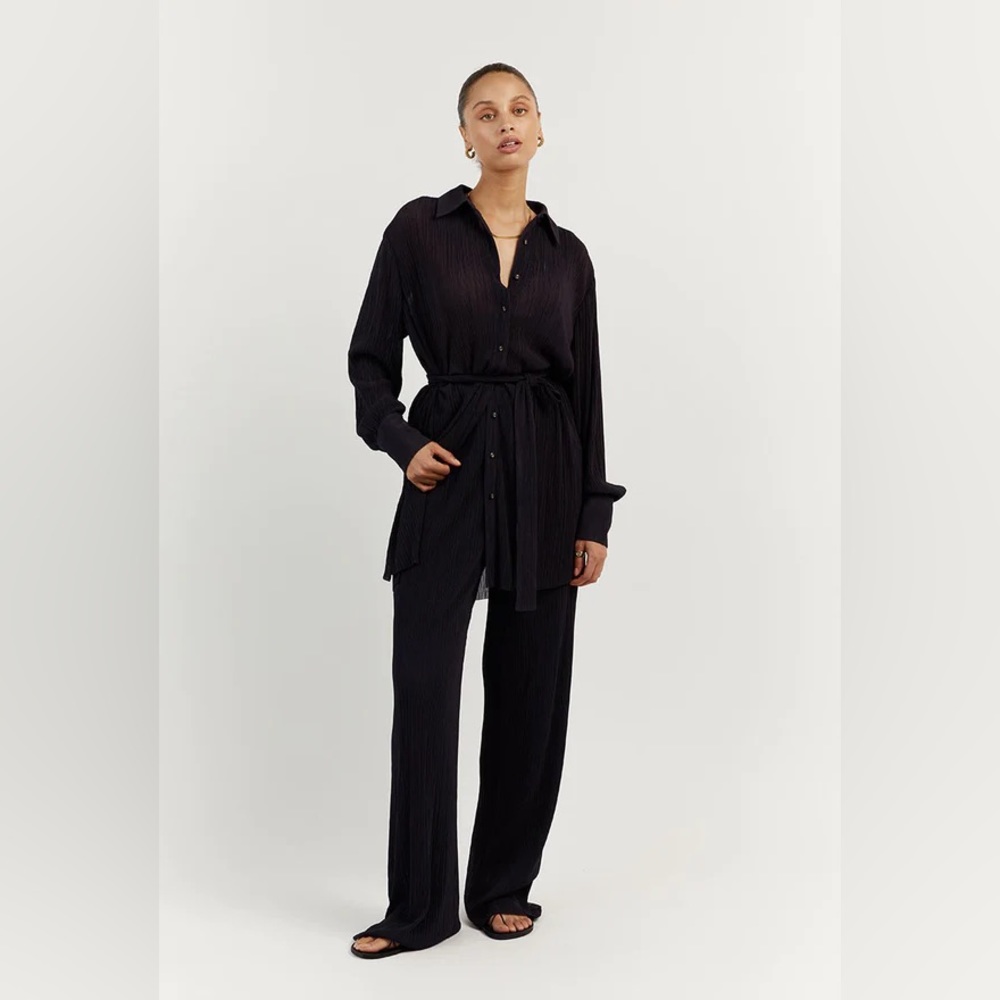Dissh Navy Porter Ink Plisse Pant
